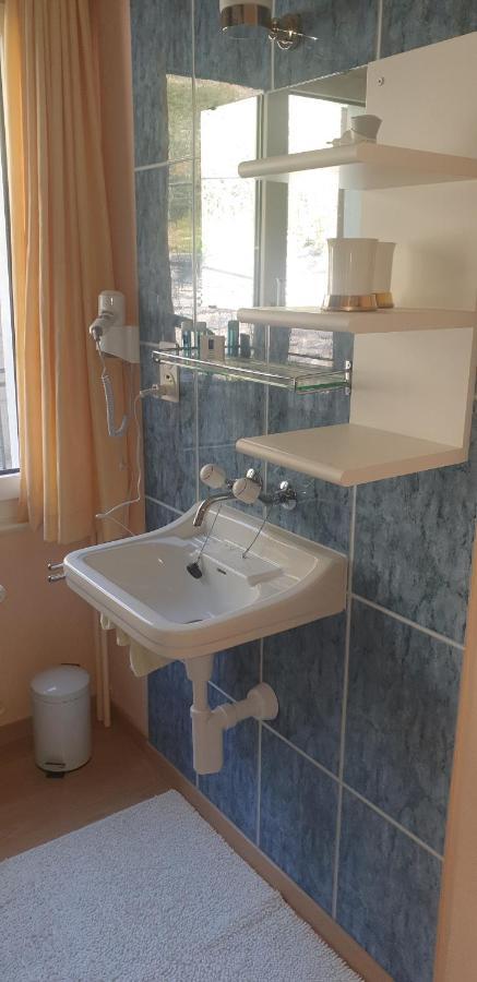 Guttet-Feschel Hotel Rhoneblick מראה חיצוני תמונה